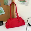 Bolsa Baguete Pequena Minimalista Leve para Mulheres 2025 Nova Tendência de Nicho Leve Doce Fresca Bolsa de Ombro Simples Bolsa de Braço