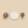 Accesorios DIY de plata de ley 925 al por mayor Accesorios de pulsera de cristal de plata tailandesa Flor morada Bola redonda Colgante de collar de plata para mano Colgante