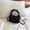 Bolso tote pequeño súper popular para el trabajo, nuevo bolso de hombro cruzado con cadena retro chic de verano 2026 para mujer