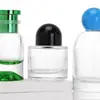 Botellas de perfume de vidrio de alta gama de 30 ml y 50 ml, disponibles en stock. Estas elegantes y portátiles botellas pulverizadoras cosméticas son las mismas que utilizan las grandes marcas.