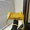 Cinto 2026 Tendência Bolinhas Novo Estilo Feminino Casual Design Grande Capacidade Elegante Temperamento Bolsa de Ombro Único Bolsa de Axila