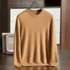 Suéter masculino de cashmere com gola alta meia, mangas compridas, estilo pullover, adequado para uso business casual, base de malha de lã para outono e inverno