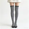 Calcetines Rayados Navideños Hasta la Rodilla para Mujer, Estilo Japonés, Calcetines Largos Versátiles para Estudiantes, Calcetines para Fiesta de Cosplay de Halloween
