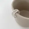 Anillo ancho de plata de ley S925 con diseño de vid francesa hueca para mujer, diseño abierto ajustable, sensación de nicho de alta gama, lujo ligero, nuevo producto versátil