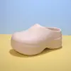 Zapatos de chef de suela gruesa para mujer, adecuados para usar al aire libre en verano, con diseño antideslizante, transpirable y de punta cerrada. Nuevo estilo slip-on de EVA con un toque de alta gama, que recuerda a Birkenstock