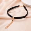 Colgante al por mayor, collar de franela negra para mujer, collar con forma de campana, fresco y dulce, con delicado lazo para colgar en el cuello.