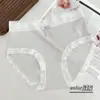 Ropa interior de encaje antibacteriano 7A para estudiantes, ligera, transpirable, agradable para la piel, cómoda, de color a juego, de cintura media para damas.