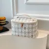 2026 Nueva Bolsa de Maquillaje con Dibujos Animados Transfronteriza para Amazon, Bolsa Portátil de Gran Capacidad para Almacenamiento de Cosméticos