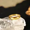 Europa y Estados Unidos joyería transfronteriza fundición de acero inoxidable anillo de radio pequeño liso moda simple anillo de arco de acero de titanio