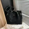 Bolso Tote Retro de Gran Capacidad para Mujer 2025 Otoño Nuevo Elegante Moderno Moda Lujo Accesible Estilo Extranjero Bolso de Hombro Único Cruzado