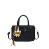 Bolsa bucket de nicho estilo coreano de alta moda para mulheres, novo modelo 2026, bolsa de ombro, de mão e transversal casual tendência de nicho
