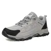 Nuevos estilos de primavera y otoño de zapatos de senderismo deportivos para exteriores transfronterizos, disponibles en tallas grandes para parejas, zapatos de senderismo casuales, zapatos de viaje para hombre y opciones mayoristas tanto para hombres como para mujeres