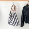 Bolsa de Lona Listrada Estilo Coreano Estilo Preguiçoso Grande Capacidade Feminina Nicho Artístico Versátil Trabalho Deslocamento Bolsa de Ombro Tote