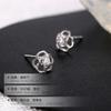 Pendientes de plata de ley 925 con forma de rosa y diamantes huecos para mujer, ligeros, lujosos, pequeños y exquisitos, con nicho que combina con todo.