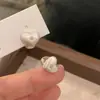 Pendientes Exquisitos y Sencillos de Estrella y Luna de Perla, Geométricos Dinámicos de Corazón de Amor, Versátiles y de Moda, Lujo Ligero, Estilo de Gama Alta, Pendientes Populares para Mujeres