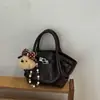 Moda de Invierno 2025 de Tendencia Transfronteriza Bolso de Mano Simple de Gama Alta Tipo Cubo para Mujer Bolso Versátil de Hombro Cruzado