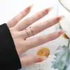 Anel Aberto com Design de Nicho Interessante Feito de Aço Inoxidável, Anel para Dedo Indicador com um Toque de Luxo Leve, Moderno e Fashion, Acessório Versátil Estilo Coreano
