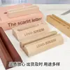 Novo Suporte de Cartão Simples de Madeira de Faia Clipe de Foto de Mesa com Logo Impresso a Laser, Embalagem de Caixa de Presente para Negócios Criativos