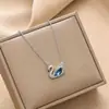 Nuevo producto transfronterizo: Cadena de clavícula elegante y versátil de lujo ligero con incrustaciones de microdiamantes, collar de acero de titanio, accesorio de joyería que no se decolora