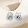 Aretes de Flor Calada con Spray Mate de Color Caramelo para Mujer, Uso Diario, Vacaciones, Fiesta, Estilo de Nicho, Aretes Exagerados
