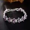 Pulsera de Flor Redonda de Circonita Transfronteriza de Alta Gama Lujo Ligero Moda Brazalete Nicho Retro Versátil Joyería para la Mano al por Mayor para Mujeres