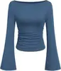 Camiseta acanalada de manga acampanada, cuello barco, color liso, estilo europeo y americano para mujer, colección de otoño, ajuste ceñido, plisada y favorecedora.