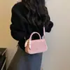 Bolso pequeño cuadrado de moda estilo coreano para mujer, nuevo modelo principios de otoño 2026, bolso de hombro moderno de bloques de color, bolso casual de alto valor para mujer