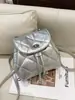 Moda Otoño 2025 Cadena Color Sólido Versión Coreana Nicho Estilo Chanel Mochila de Diamantes Mochila Pequeña Simple para Mujer