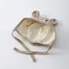 Gorro de Protección para Oídos de Bebé de Una Sola Pieza Otoño Invierno Dibujo Animado Súper Lindo Osito Gorro Cálido con Cordones Gorro de Protección para Fontanela Niños Niñas Bebés Moderno