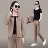 Estilo Novo Primavera e Outono 2026 Terno Esportivo Casual para Mães de Meia-Idade Moda Feminina Manga Longa Plus Size Roupa de Corrida Conjunto de Duas Peças