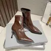 Botines Cortos de Tacón Alto Marrones para Mujer, Nuevos Botines de Tobillo Otoño e Invierno, Puntera Puntiaguda de Piel Suave, Tacón Fino, Cremallera Lateral, Botines Ajustados, Botines Individuales Primavera y Otoño para Mujer