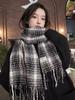 Bufanda a cuadros estilo coreano Ins blanca para mujer invierno 2024 nueva llegada estudiante pareja moda versátil cálida para el cuello moderna