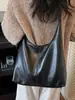 Otoño Retro Nuevo Gran Capacidad 2025 Nuevo Estilo Coreano Moderno Color Sólido Casual Ropa de Trabajo Bolso Tote de Hombro para Mujer