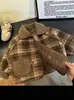 Abrigo de invierno para niño 2026 nueva ropa infantil elegante, mameluco cálido de forro polar para bebé niño, estilo moderno de otoño e invierno