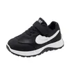 Tênis Esportivo Infantil Impermeável para Crianças de Meia-Idade e Grandes Estudantes Sapatos Brancos Antiderrapante Primavera e Outono Novo Estilo Confortável para Meninos e Meninas Tênis de Corrida Moderno