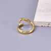 J101 Anillo de abrazo de manos de acero inoxidable con personalidad de moda estilo ins transfronterizo europeo y americano chapado en oro de 18k anillo para mujer