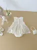 Ropa de Bebé Verano Estilo Delgado Mono Vestido con Ribete de Encaje para Niñas Recién Nacidas, Mes Completo, Cien Días y Primer Cumpleaños Vestido de Algodón