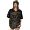 Camiseta Feminina Solta de Manga Curta Jersey Hip-Hop Retrô Americano Verão 2025 Novo Americano High Street Decote V Manga Curta
