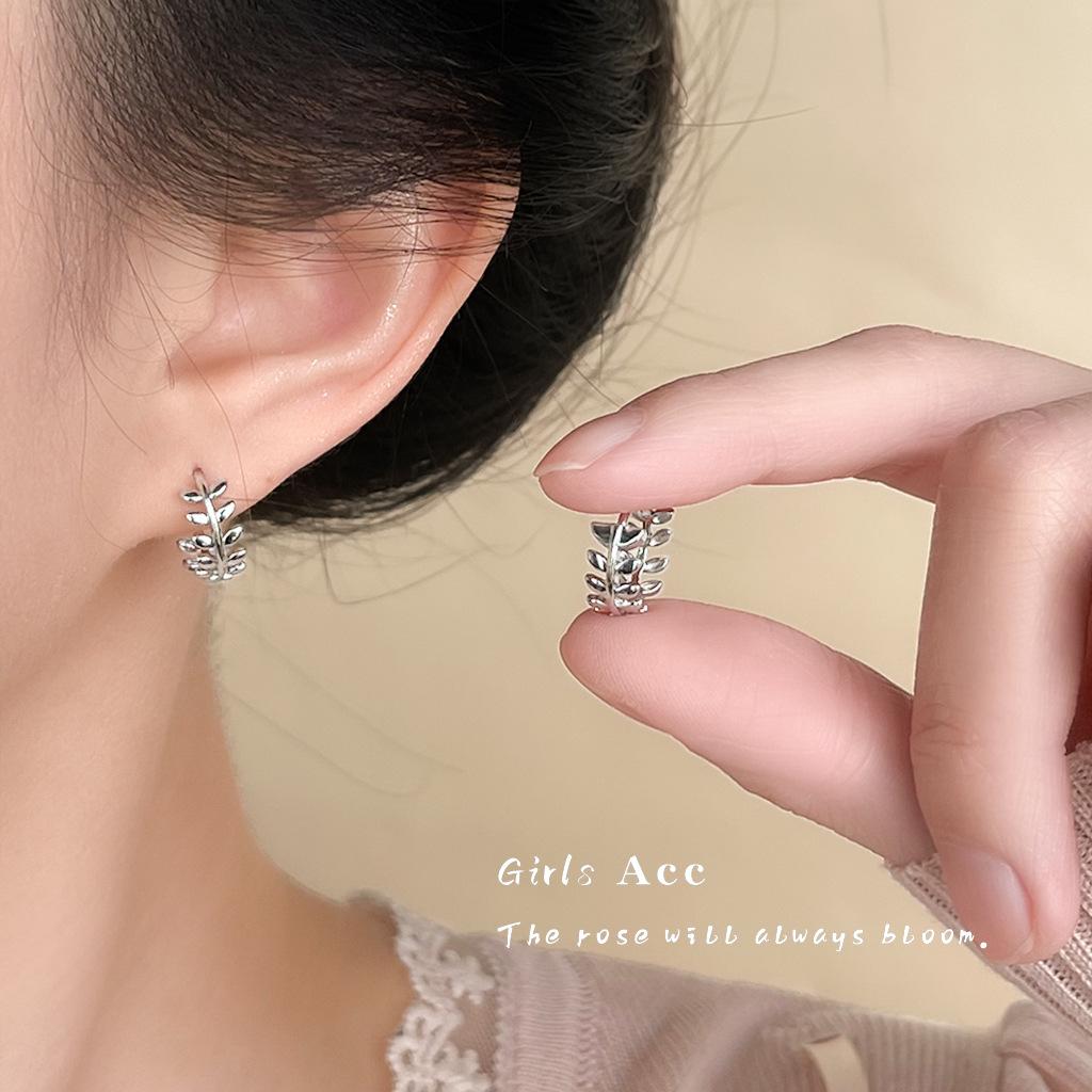 mt_0004_耳语场景新水印 拷贝 3.jpg