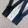 No. 3 Cremalleras YKK de Resina con Extremo Cerrado y Cabezal Automático para Bolsillos y Ropa, No se Atascan Fácilmente, Venta al por Mayor de Fábrica, Autocierre con Bloqueo