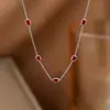 [Collar + Pulsera] Estilo Francés Ins de Lujo Accesible Cadena para Clavícula de Corazón Estilo Dulce Collar de Acero de Titanio con Borla de Corazón de Melocotón para Mujer