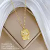 [Aço titânio] Colar de Diamante Elegante Lindo de Luxo Leve com Arco de Gato Corrente de Clavícula Feminina Corrente de Aço de Titânio