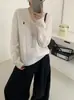 26 Outono Novo Estilo Blusa Estilo Coreano Cor Sólida Lã Pura Tricô de Trança com Bordado de Pônei Gola V Manga Longa Versátil Suéter para o Dia a Dia