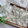 Azeite Verde Natural Cristal Forma Livre Acessório Esculpido à Mão DIY Pulseira Versátil, Pulseira de Pulso, Pingente e Joia