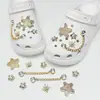 Charms metálicos de flor de cinco pétalos de alta gama compatibles con Crocs, accesorios versátiles para zapatos para decoración y manualidades