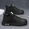 Sapatos Masculinos de Outono Novo Estilo Respiráveis Pretos Casuais de Negócios Tendência Versátil Antiderrapantes Resistentes ao Desgaste Tênis Esportivos para Homens