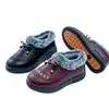 Zapatos de Cuero Cálidos Engrosados con Terciopelo de Invierno para Madres Antideslizantes Impermeables Zapatos de Algodón Estilo Old Beijing para Mujeres de Mediana Edad y Ancianos Zapatos para Ancianos En Stock