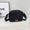Bolsa Transversal de Ombro Único em Nylon para Mulheres 2026 Nova Bolsa Tote Grande Capacidade para o Dia a Dia Bolsa de Mão Simples Versátil Casual