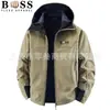 Diretamente do fabricante, jaqueta masculina com capuz para atividades ao ar livre, casaco tático de fleece para primavera e outono, jaqueta soft shell à prova de vento