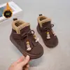 Zapatos para Niños 2026 Invierno Nuevo Estilo Coreano para Niñas con Forro de Algodón Plus Velvet Zapatos Cálidos de Moda de Lana de Cordero para Niñas Pequeñas